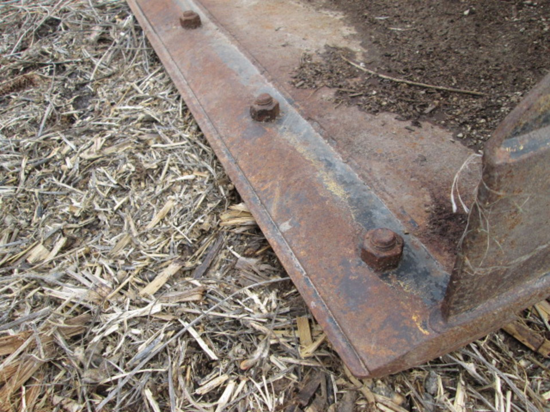 JOHN DEERE 72” SKID STEER BUCKET - Image 6 of 6