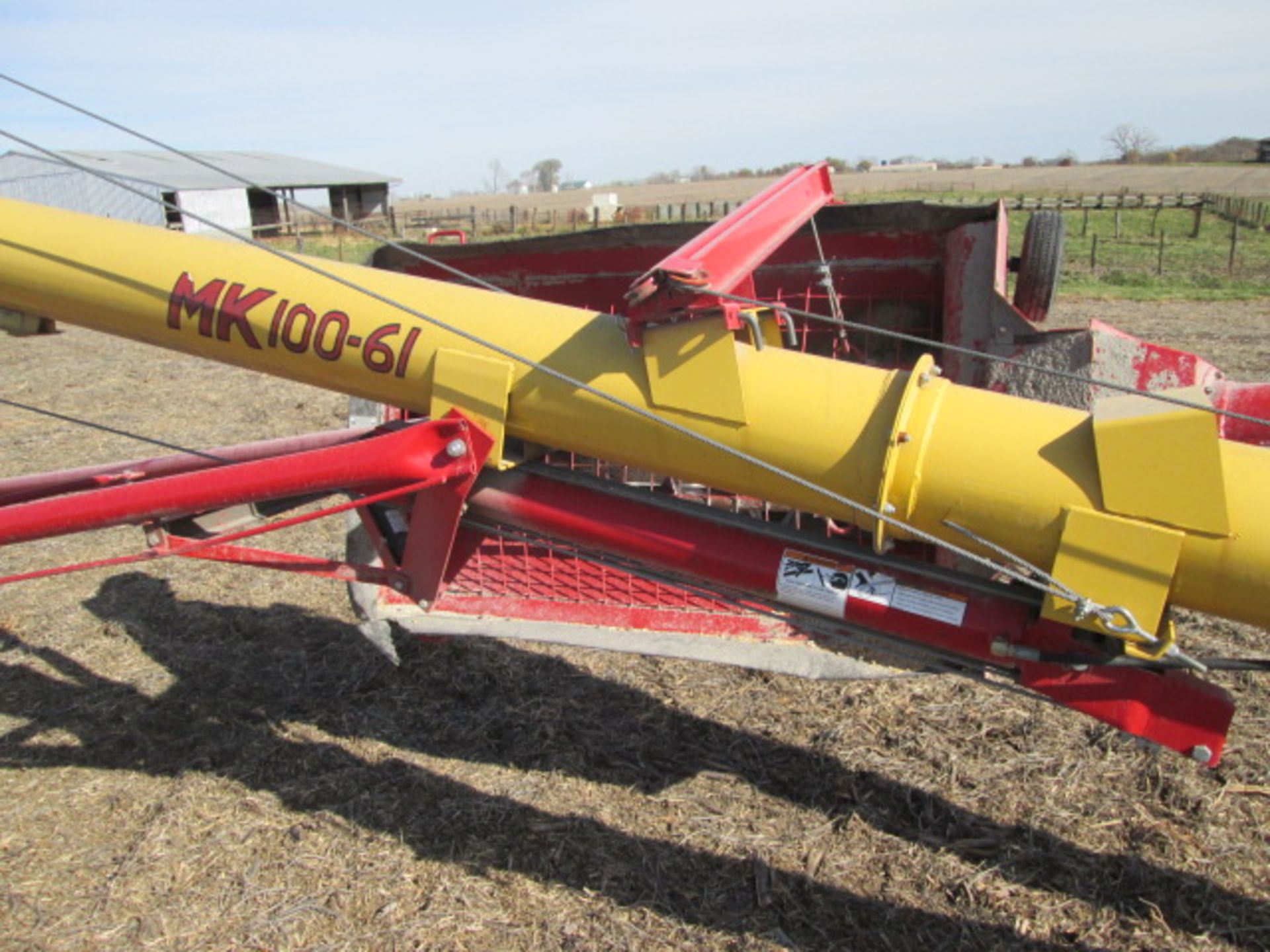 WESTFIELD MK 100-61 AUGER; SWING HOPPER - Image 3 of 6