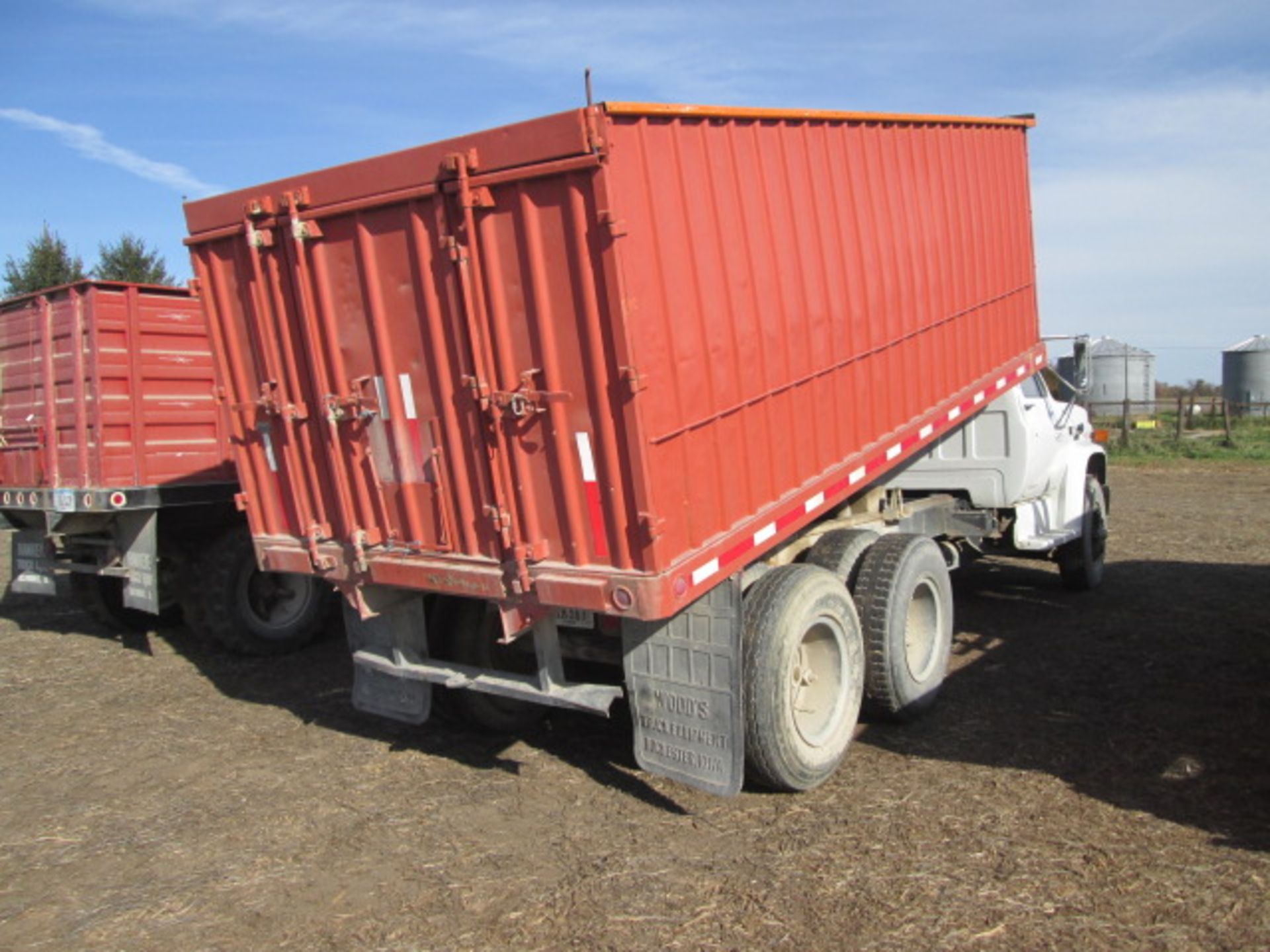 ’85 CHEVY C-70,366 MTR; 5&2 SPD, 16’ STEEL BOX, CARGO DOORS, 145000 MILES - Image 4 of 14