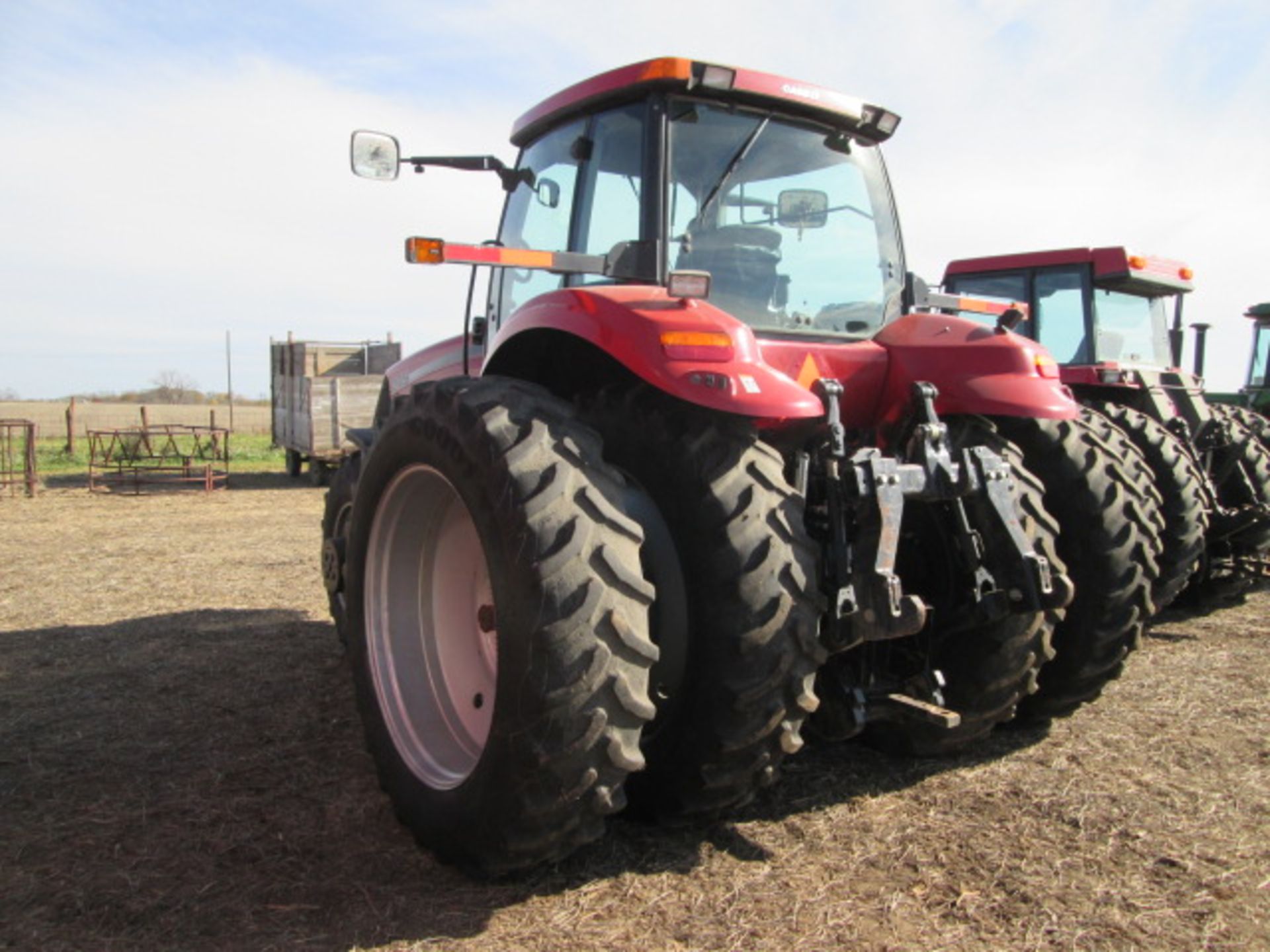 ’08 C-IH MAGNUM 245,480X46 DUALS, 4 HYDR, 3474 HRS - Image 3 of 18