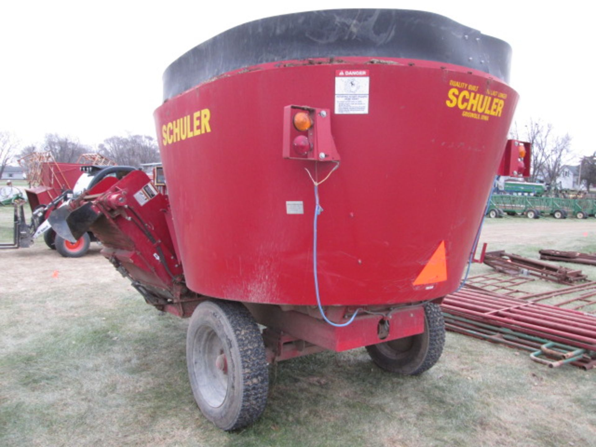 SCHULER 2820 MIXER FEED WAGON; SCALES - Image 3 of 12