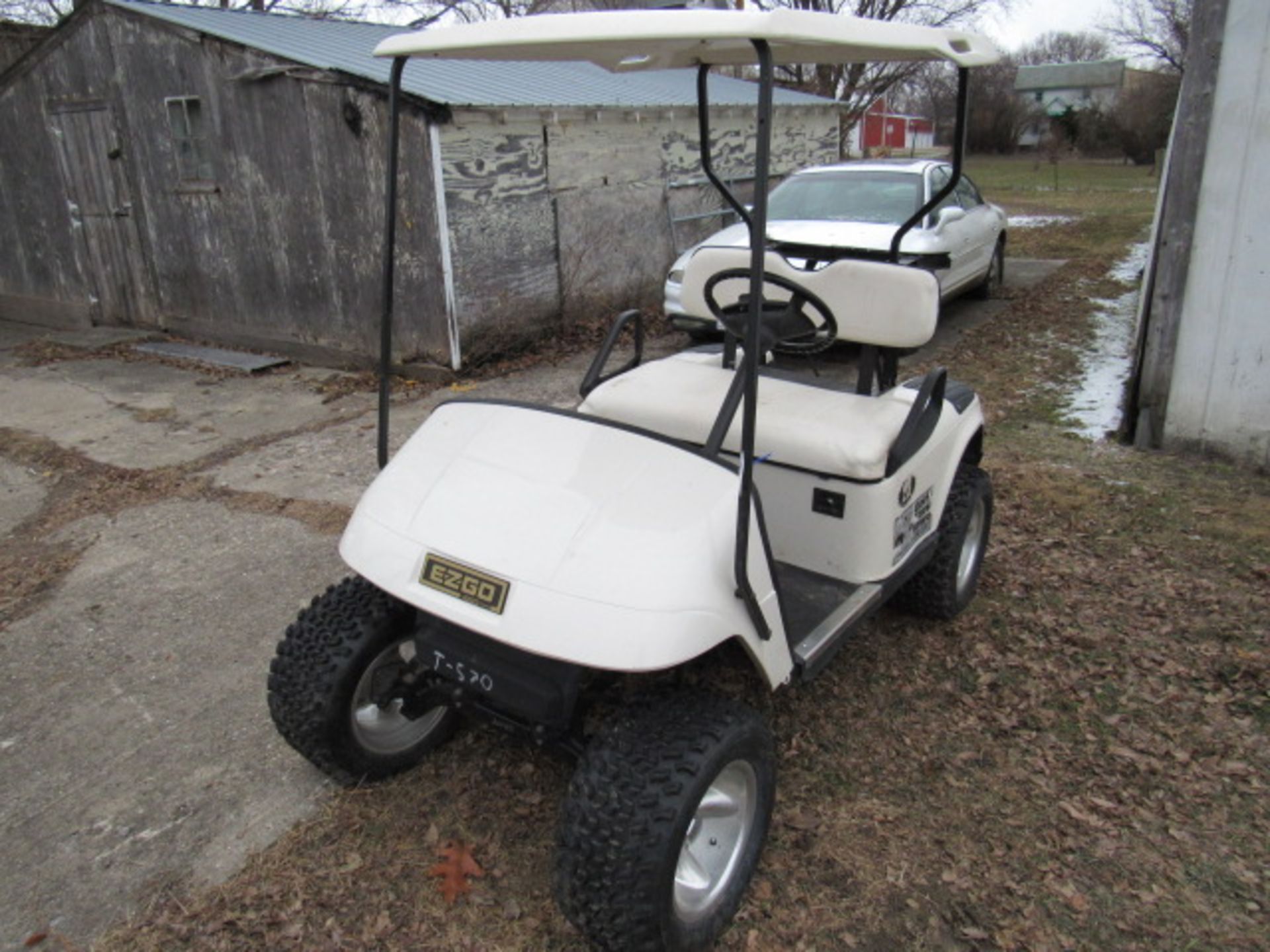 Golf cart