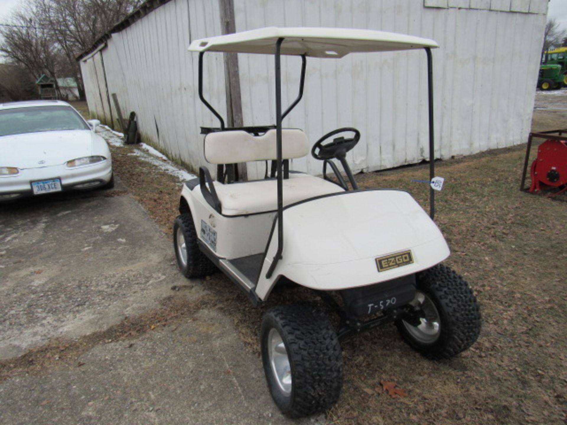 Golf cart - Image 2 of 6