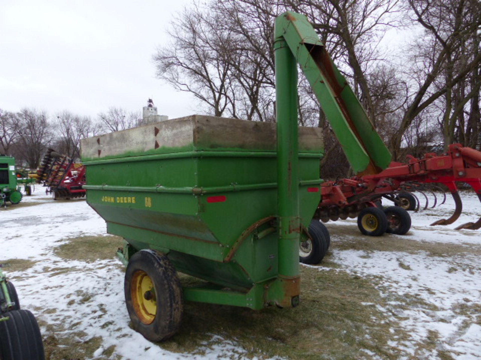 JD Auger Wagon - Image 2 of 2