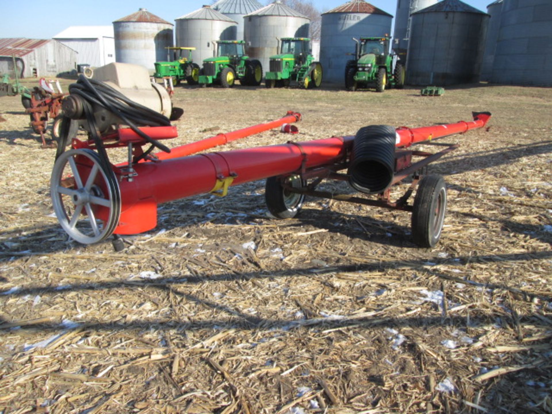 42’X8” AUGER, NO TRANSPORT; 3 HP ELECTRIC MTR - Image 4 of 7