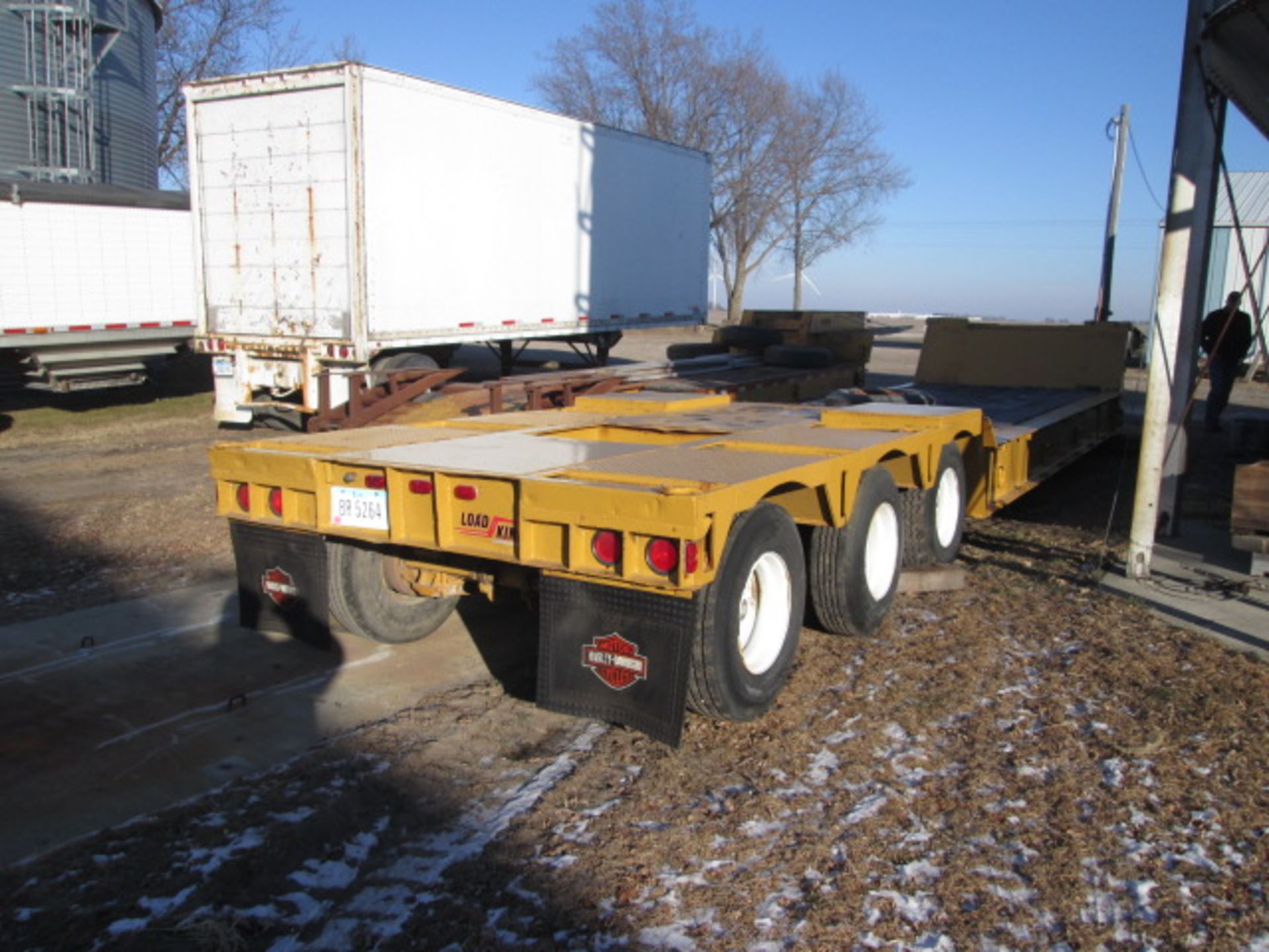 1968 LOADKING POWER FOLD DOWN FRONT DECK INDUSTRIAL TRAILER, TRI-AXLE, 43’, 20’ WELL - Image 4 of 15