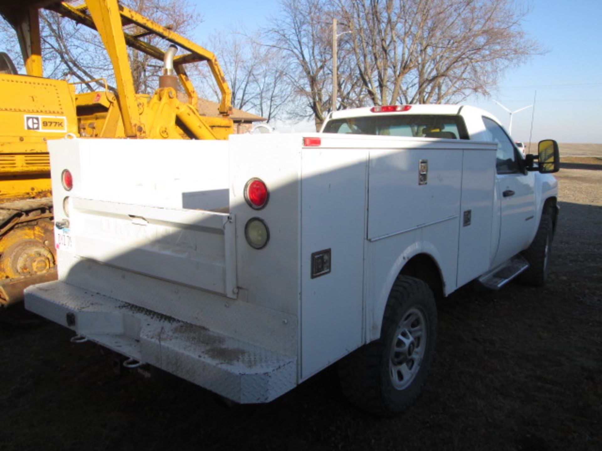 2011 CHEVY 3500HD SERVICE TRUCK, 6 L VORTEC;AUTOMATIC,TOOLBOXES - Image 4 of 13