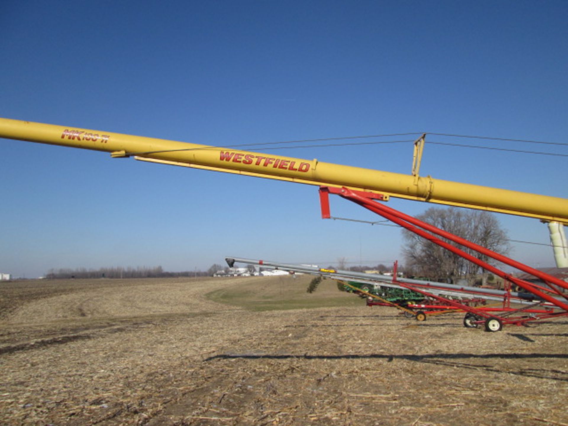 WESTFIELD MK 100-71 AUGER, POWER DRIVE SWING HOPPER - Image 4 of 7