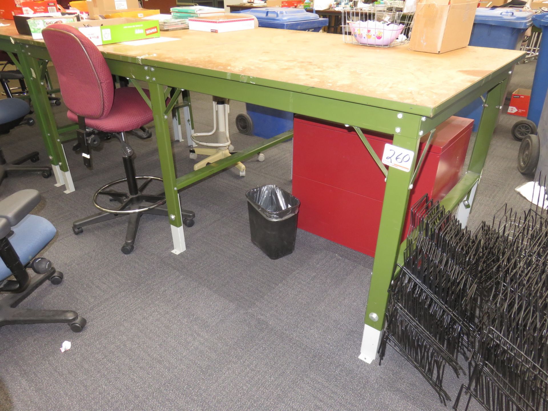 GREEN STEEL + WOOD TOP 4' X 8' FABRIC CUTTING TABLE (FLOOR 7-J6)