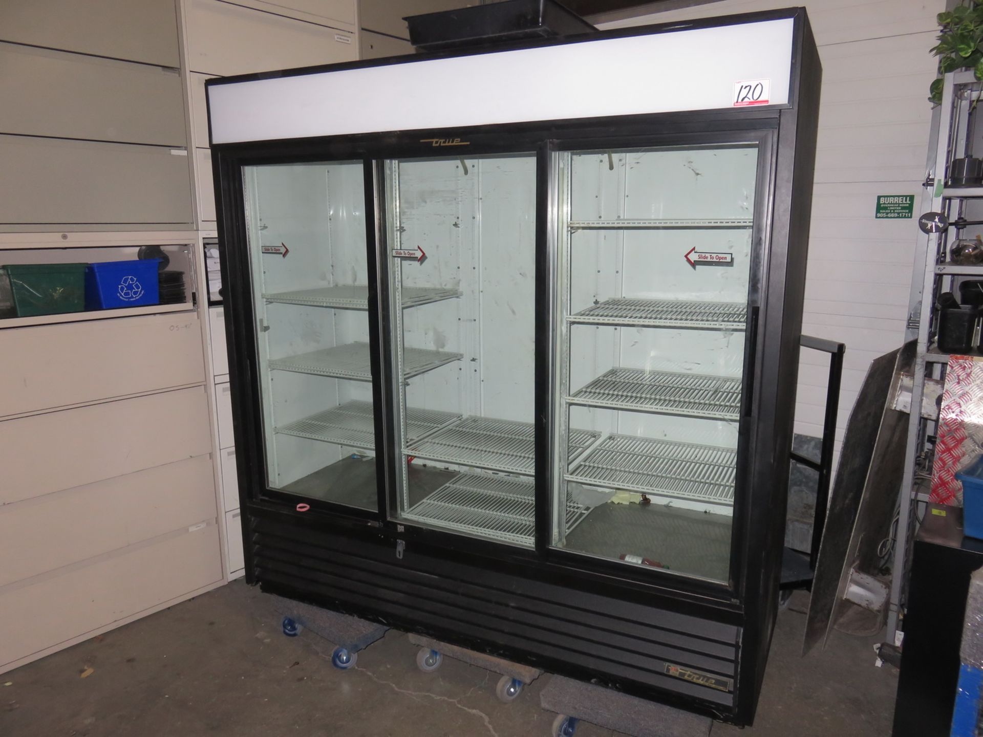 TRUE GDM-69 78" SLIDING 3-GLASS DOOR MERCHANDISER REFRIGERATOR (PICKUP FROM WAREHOUSE ON DUFFERIN ST