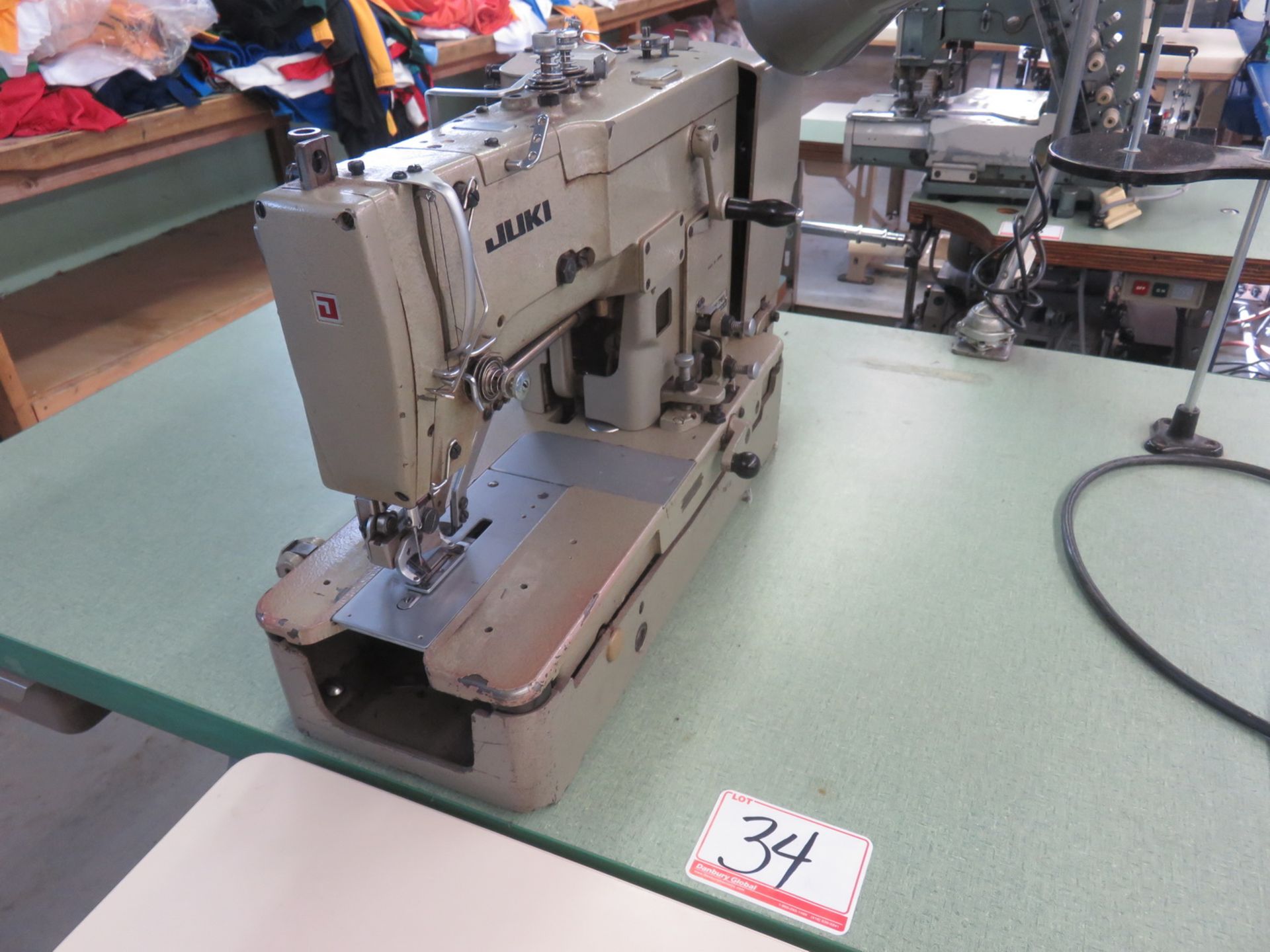 JUKI LBH-761 BUTTON HOLE MACHINE