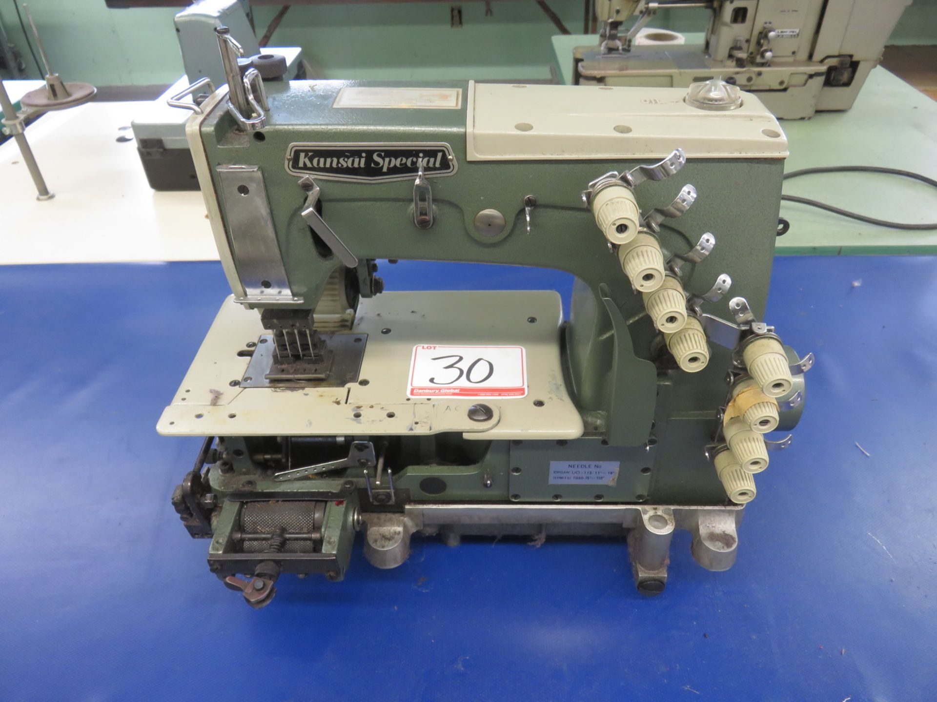 KANSAI DFB-1404PMD 4-NEEDLE CHAIN STITCH W/ PULLER - (SEWING HEAD ONLY - NO TABLE)