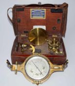 John Davis & Son: Grubenkompass, England, um 1928 Messing poliert, feinmechanisches Messgerät mit