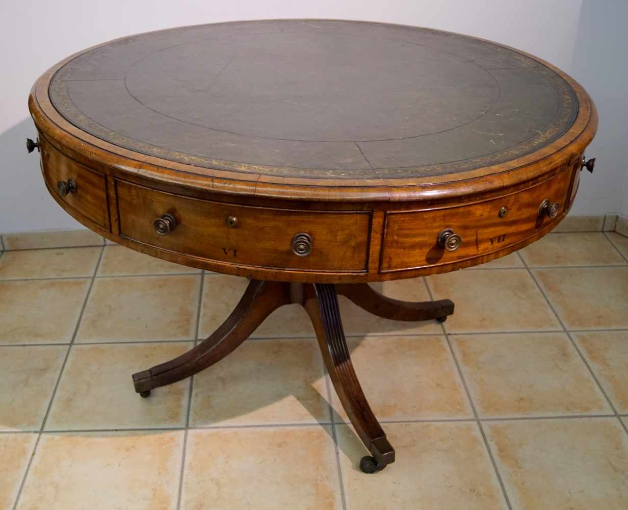 Große englischer Bibliothekstisch, Drum-Table, Regency, 19. Jhd. Mahagoni massiv und furniert, die