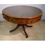 Große englischer Bibliothekstisch, Drum-Table, Regency, 19. Jhd. Mahagoni massiv und furniert, die