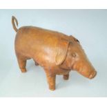 Hocker Schwein aus Leder, Entwurf um 1940 von Dimitri Omersa Schweinsleder gefüllt um einen Holzkern