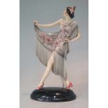 Keramos (Wien): Spanische Tänzerin, Entwurf Stefan Dakon, um 1935 Figurine auf ovalem Sockel,