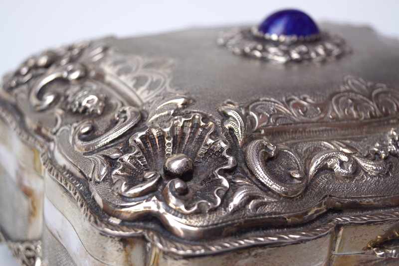 Schwere Prunkschatulle mit Lapislazuli, Rokoko-Stil, 800er Silber Schwer gearbeitete - Image 4 of 6