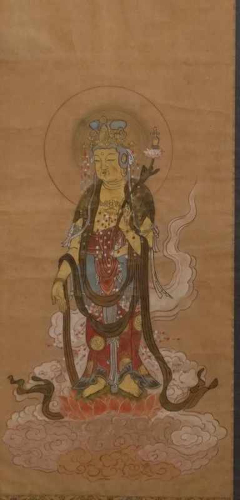 Rollbild mit Guanyin Darstellung Japan Mejii 19. Jh. Tusche und Goldhöhung Papier, 84x34cm, auf - Image 2 of 3