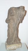 Sandsteinfigur 18. Jhd. Putto als Christus, Sandstein gehauen, min. Fehlstellen, 62 cm auf Quadrat-