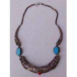 Halskette Schmuck, Nepal für den chinesischen Markt, Anf.20.Jhd. Silber mit Email und Koralle,