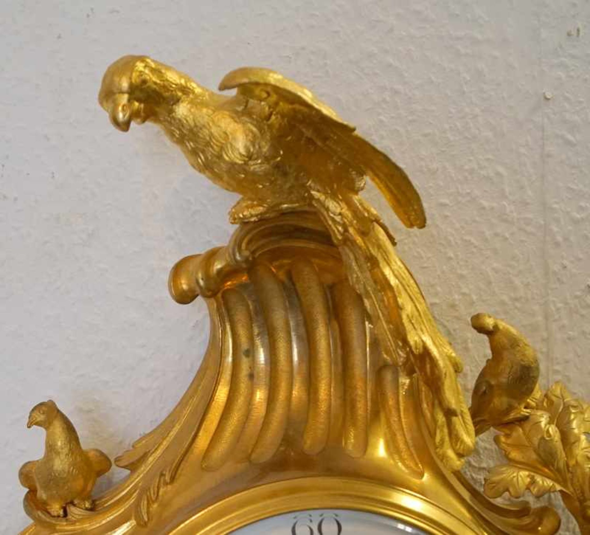Große feuervergoldete Carteluhr, Rokoko-Stil, Ende 19. Jhd. Bronze feuervergoldet, großes bewegt - Image 2 of 3