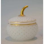 Milchglas-Zuckerdose im Apfeldekor, um 1900 Milchglas, rundabschliff am Boden, Goldpunktierung und