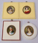 4 Miniaturen 20. JahrhundertAquarell und Weisshöhung auf Bein, in Elfenbeinsimilerahmen, Napoleon,