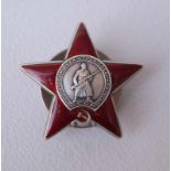 Roter Sern Orden Udssr SowjetunionSilber, gegossen und teilweise emailliert, 5 cm, Seriennummer