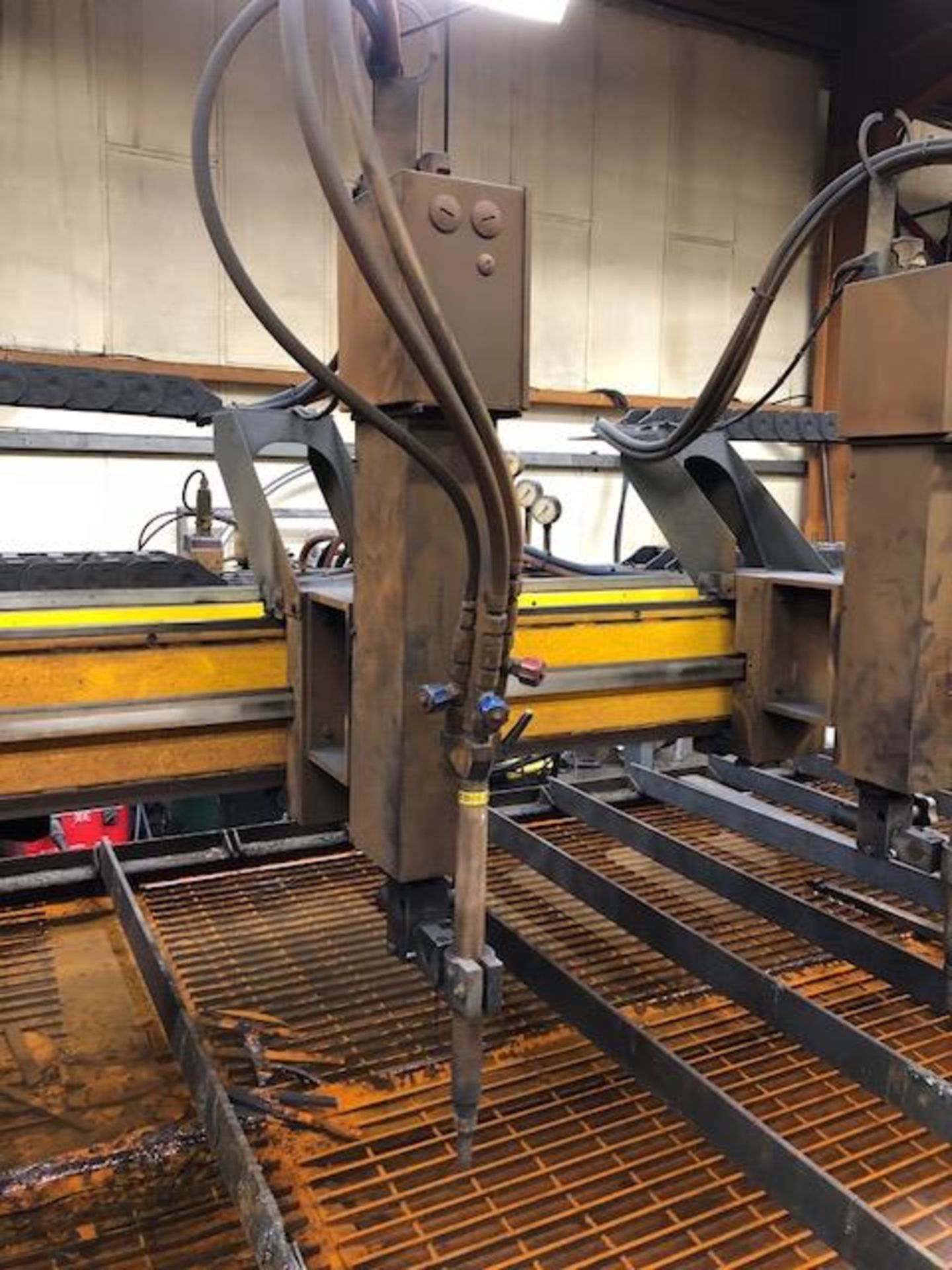 ESAB SUPEREX SXE-P 4000 R NCE 520 four head profile cutting system Project No: P29476-13 4000x2000mm - Image 3 of 6