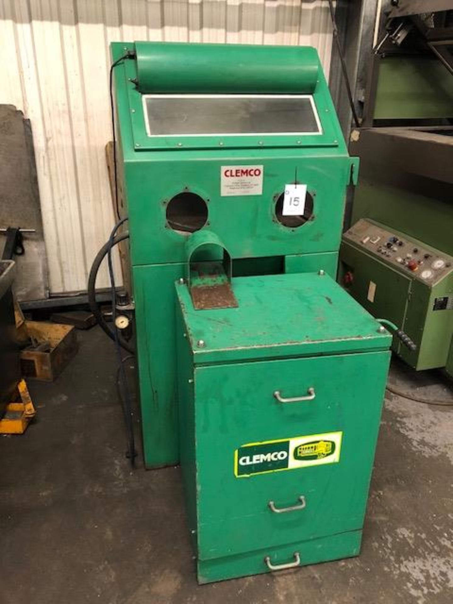 CLEMCO grit blast cabinet with separate dust collection unit. Comment: this machine has no