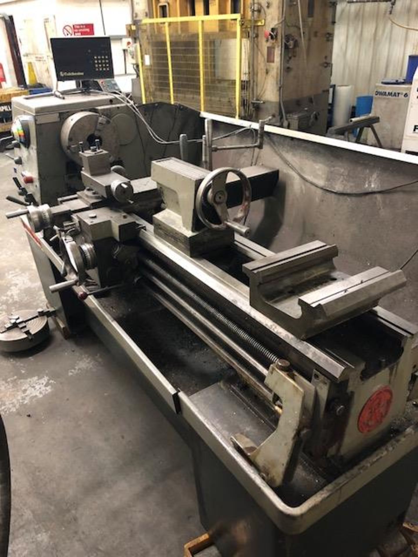 COLCHESTER TRIUMPH 2000 SS & SC gap bed centre lathe s/n: 6/0044/32381, with three and four jaw - Image 2 of 2