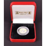 A Peter Rabbit 100 years Gibraltar commemorative gold coin 1/5 oz, 6.2 grams in a fitted box with