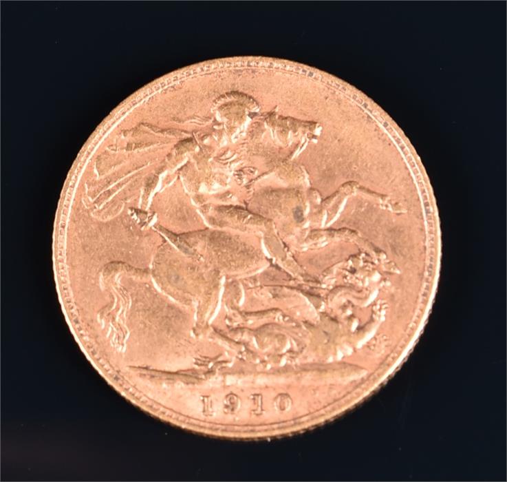 An Edwardian gold full sovereign, 1910