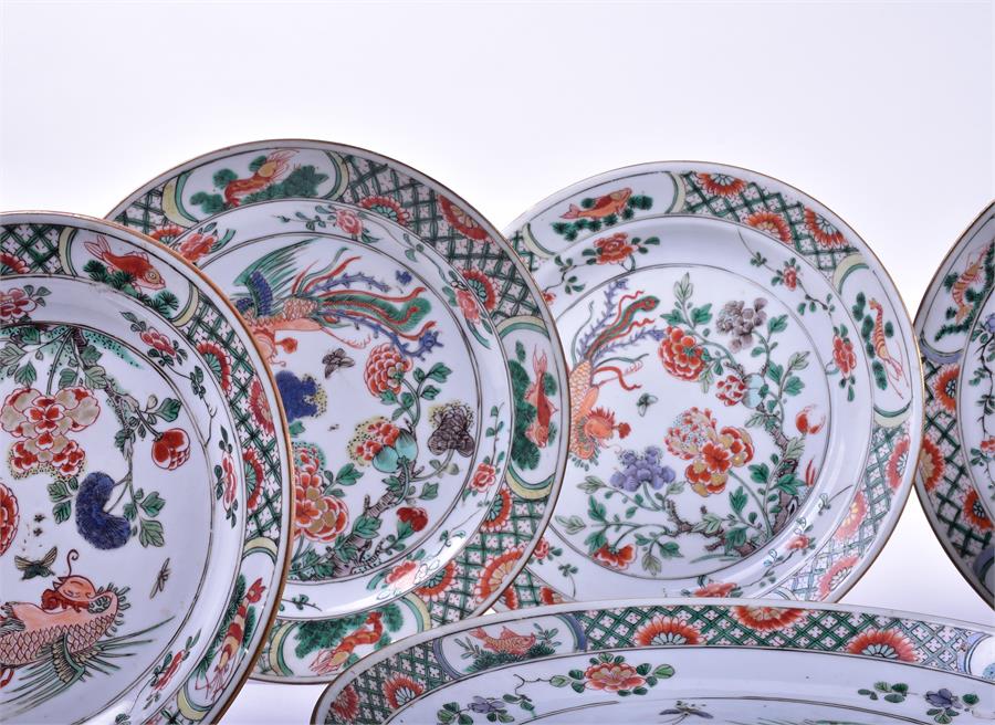 A set of six late 18th/early 19th century Chinese famille verte plates  together with a charger, all - Image 5 of 20