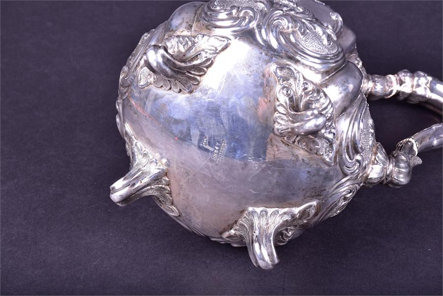 A George V silver teapot in the Victorian style by Walker & Hall, Sheffield 1923, the cover with - Image 2 of 7