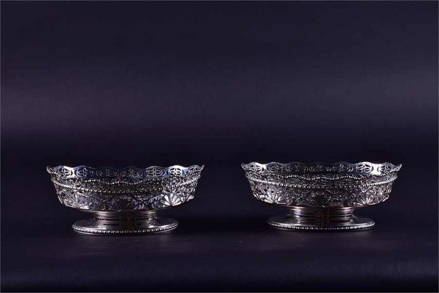 A pair of small Edwardian silver pedestal bowls  maker indistinct, Chester 1908, of pierced border - Image 5 of 8