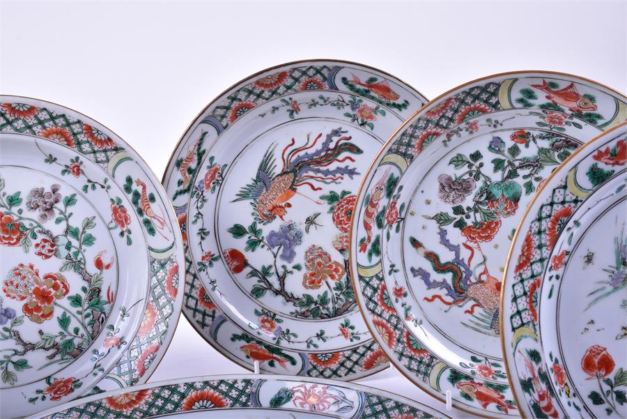 A set of six late 18th/early 19th century Chinese famille verte plates  together with a charger, all - Image 6 of 20