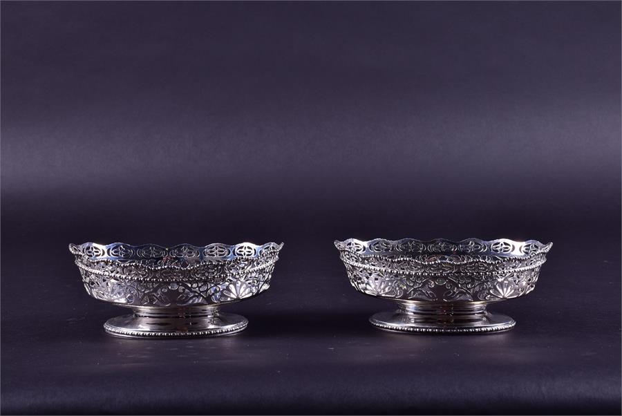 A pair of small Edwardian silver pedestal bowls  maker indistinct, Chester 1908, of pierced border - Image 6 of 8