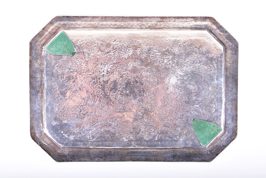 Two Eastern white metal trays   both of rectangular form, with extensive engraved detail and birds - Bild 6 aus 6