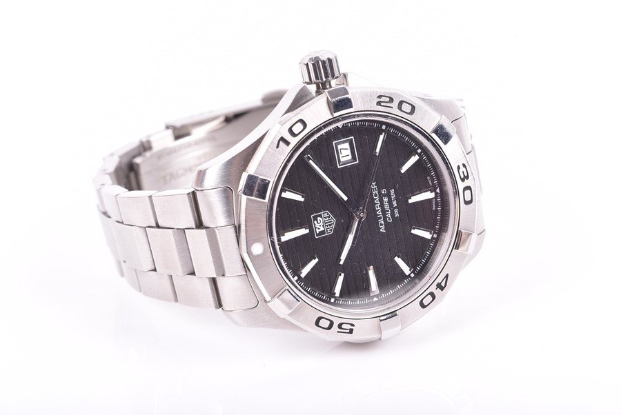 A TAG Heuer Aquaracer Calibre 5 stainless steel automatic wristwatch the black engine turned dial - Image 3 of 3