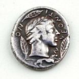 Denar, Römische Republik (nach 211 v.Chr.?). Silber, 17,18 g.