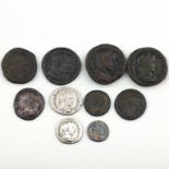 Zehn antike Römische Münzen, dabei Constantinus I (293-305), Constantinus II (337-340) und Gordianus