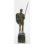 Moret, Alfred (1853-1913)Gladiator mit Lanze und Schild (Halbakt). In verschiedenen Brauntönen