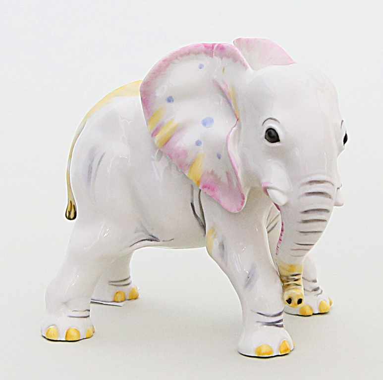 Terletzki-Scherf, Luise (1902 Aschaffenburg - Starnberg 1966)Elefant. Bunte Bemalung. Modell-Nr.