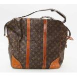 Vintage Louis Vuitton-Schultertasche.Aus der Linie "Monogram Canvas", abgesetzt mit hellem Leder.