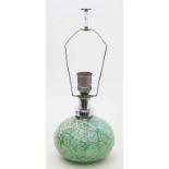 Tischlampe, WMF Ikora,einflammig. Farbloses Glas mit grünem Innenüberfang, zwischen den Schichten