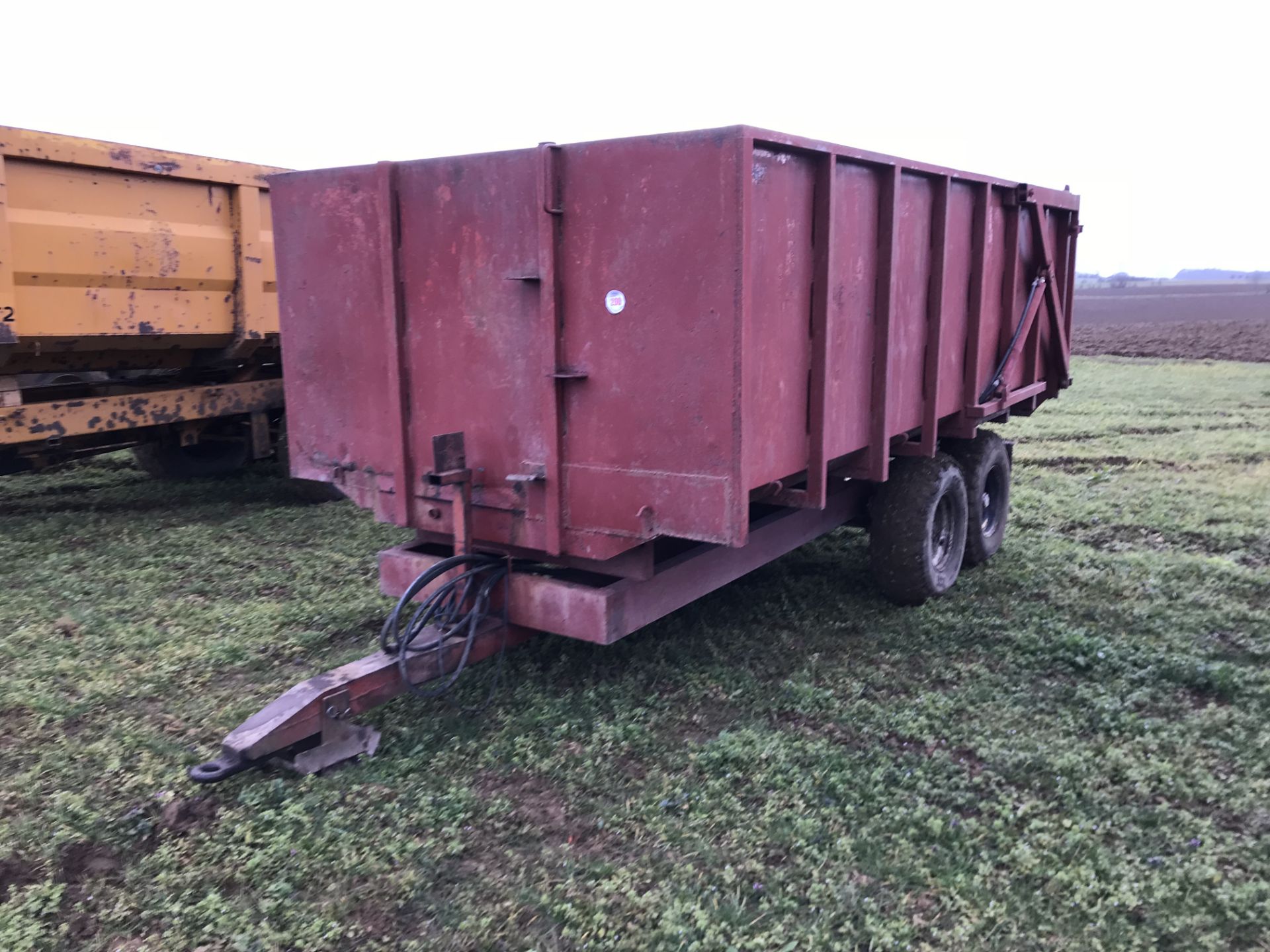 Easterby 8 tonnes tandem axle tipping Trailer c/w hydraulic tailgate.