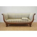 Mahonie Empire bank met gestreepte stof, 19e eeuw Mahogany Empire sofa with striped fabric, 19th