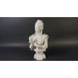 Wit porseleinen buste Marie Antoinette (chips), h. 37 cm. White porcelain sculpture of Marie